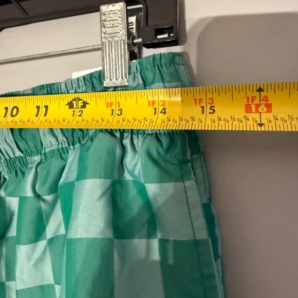 NWT Nike Men's Green Club Flow Checkered Shorts Size M - Picture 7 of 10